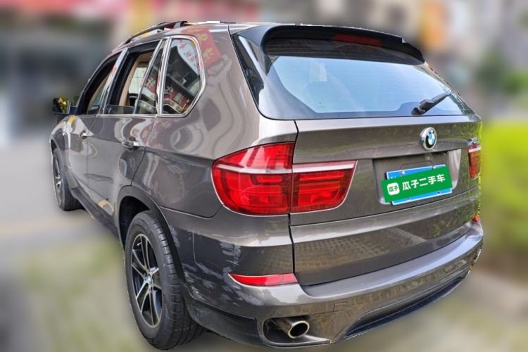 Used BMW X5 2011 xDrive35i Leading Model Rear Left 45 Deg