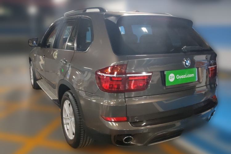 Used BMW X5 2011 xDrive35i Leading Model Rear Left 45 Deg