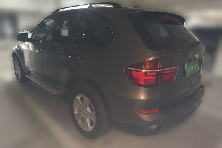 Used BMW X5 2011 xDrive35i Leading Model Rear Left 45 Deg