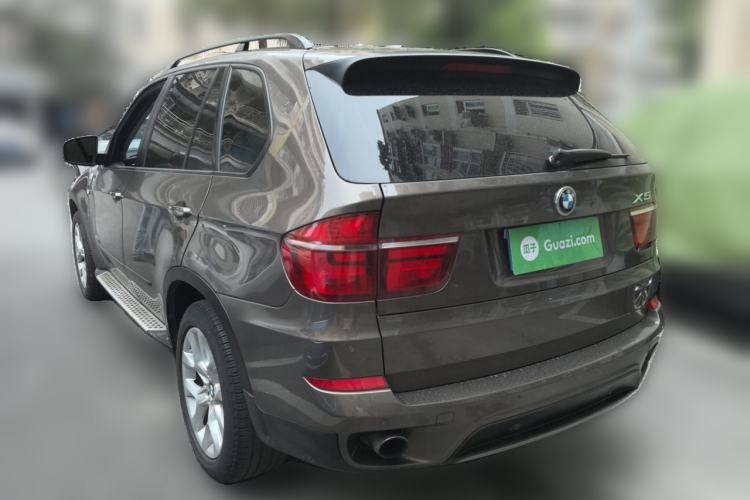 Used BMW X5 2011 xDrive35i Luxury Model Rear Left 45 Deg