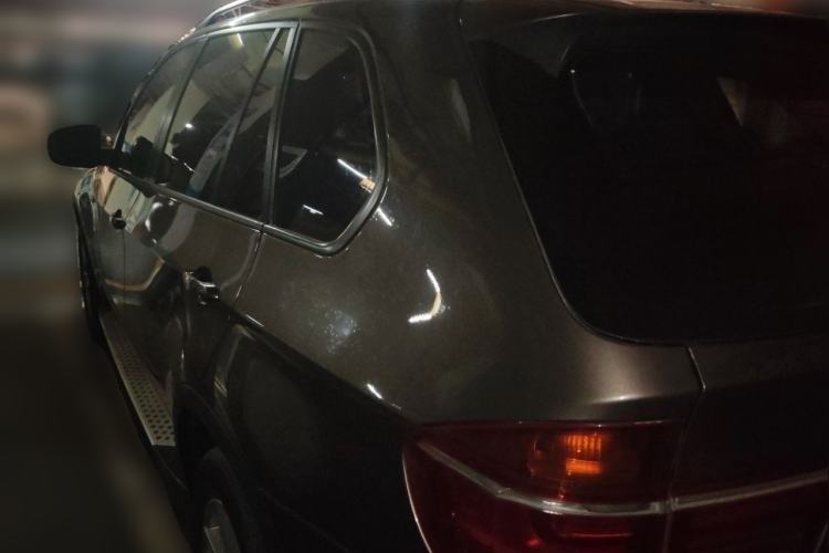 Used BMW X5 2011 xDrive35i Leading Model Rear Left 45 Deg