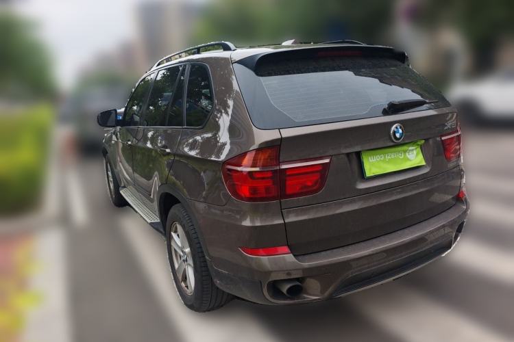 Used BMW X5 2011 xDrive35i Leading Model Rear Left 45 Deg