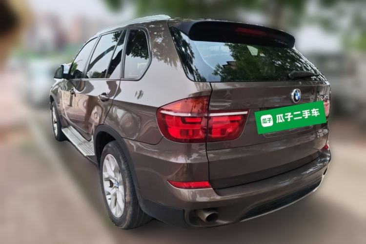 Used BMW X5 2011 xDrive35i Luxury Model Rear Left 45 Deg