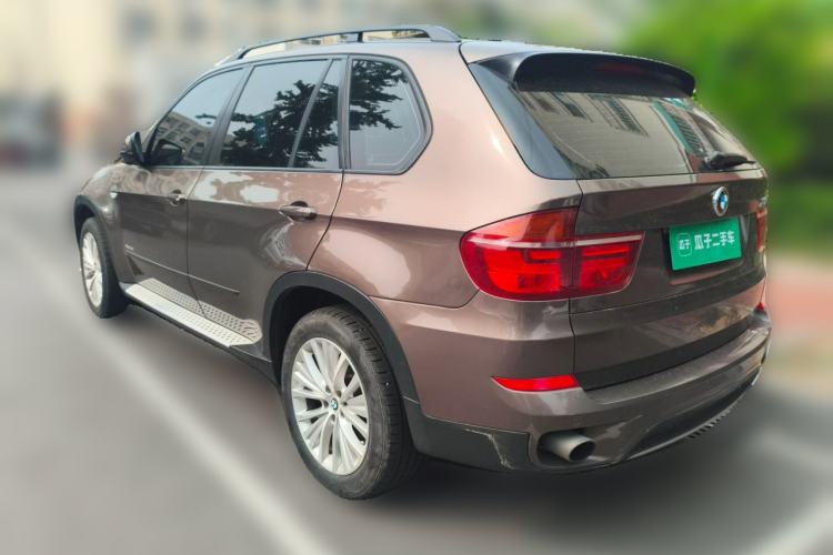 Used BMW X5 2011 xDrive35i Leading Model Rear Left 45 Deg