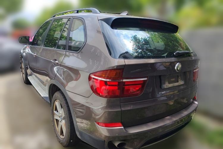 Used BMW X5 2011 xDrive35i Leading Model Rear Left 45 Deg