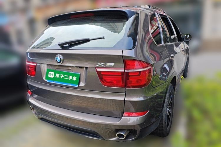 Used BMW X5 2011 xDrive35i Leading Model Rear Right 45 Deg