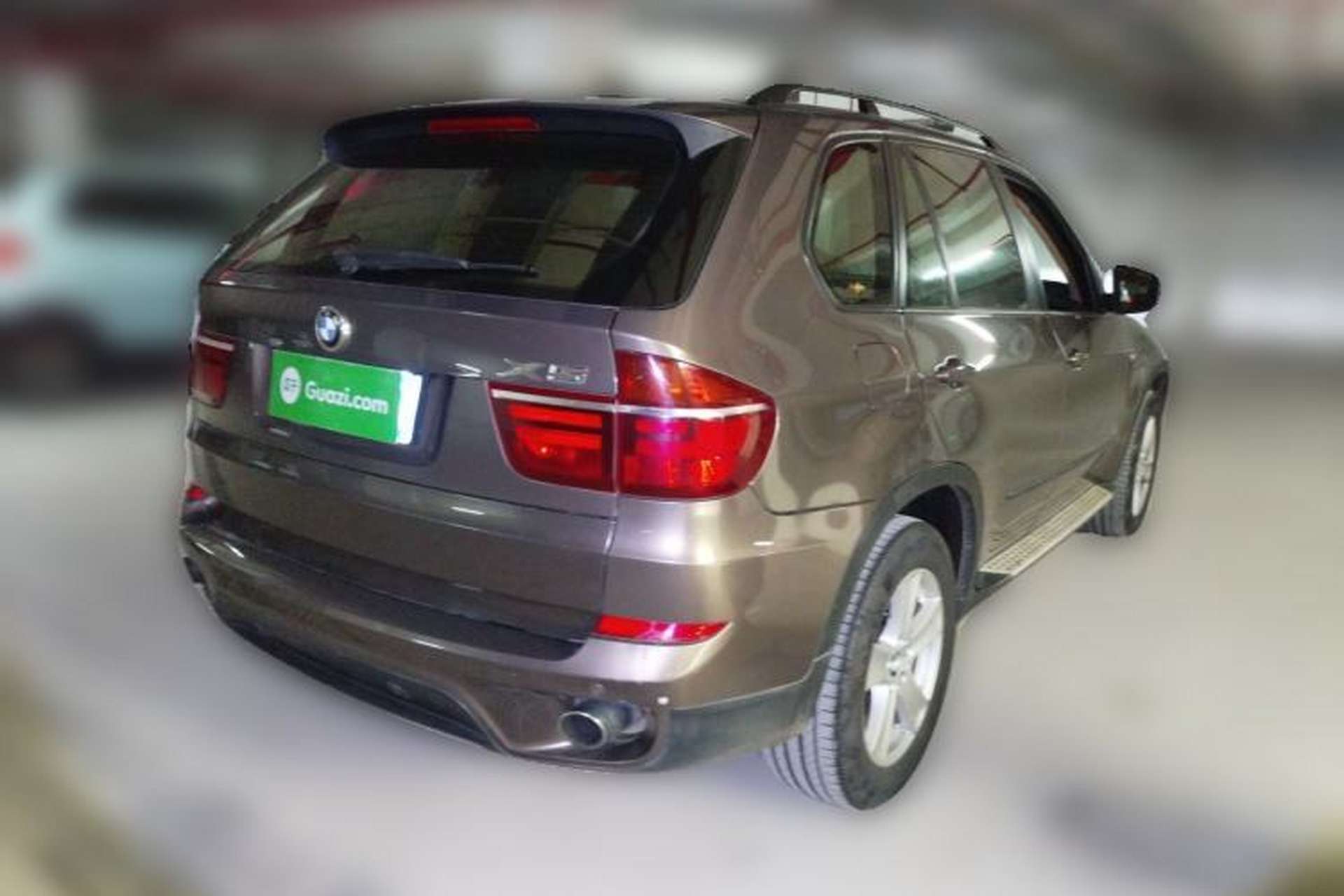Used BMW X5 2011 xDrive35i Leading Model Rear Right 45 Deg