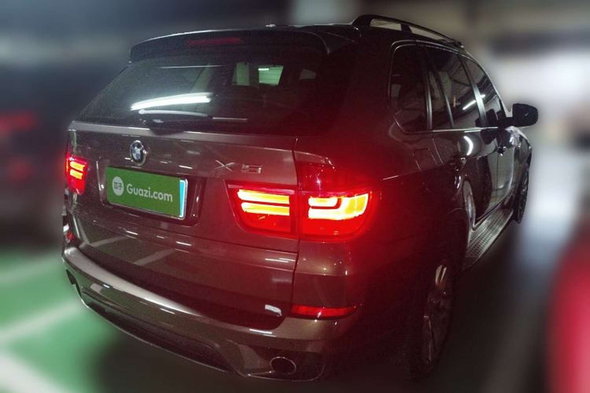 Used BMW X5 2011 xDrive35i U.S. specification Rear Right 45 Deg