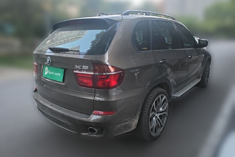 Used BMW X5 2011 xDrive35i Leading Model Rear Right 45 Deg