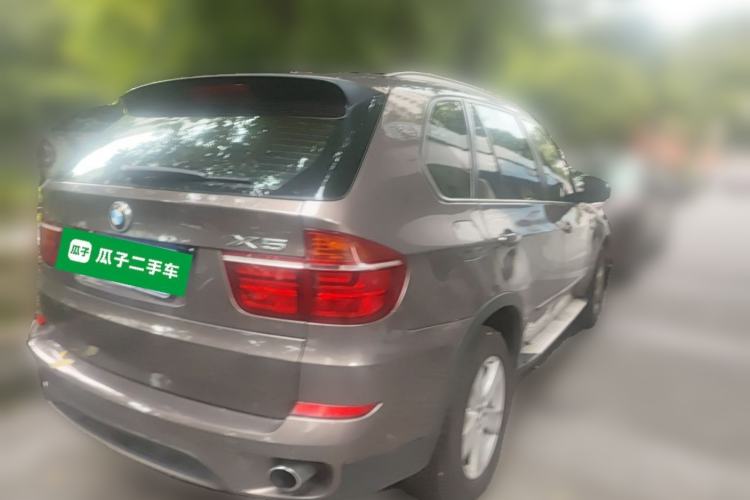Used BMW X5 2011 xDrive35i Leading Model Rear Right 45 Deg