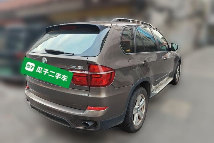 Used BMW X5 2011 xDrive35i Leading Model Rear Right 45 Deg