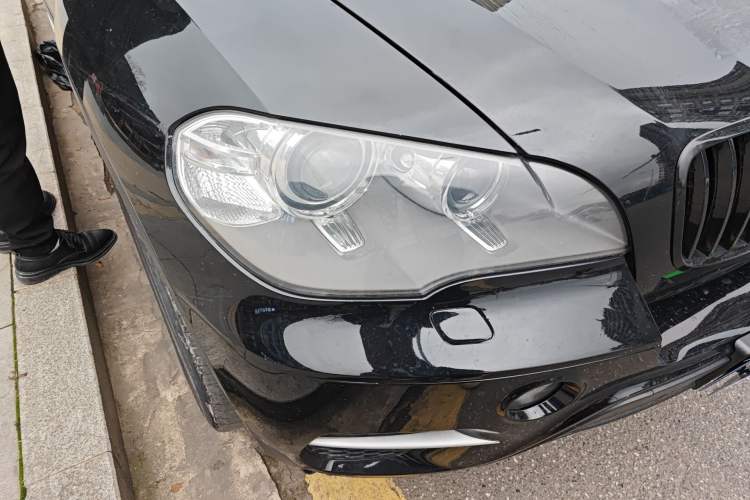 Used BMW X5 2011 xDrive35i Leading Model Right Front Headlight