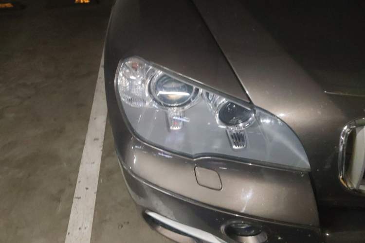Used BMW X5 2011 xDrive35i Leading Model Right Front Headlight
