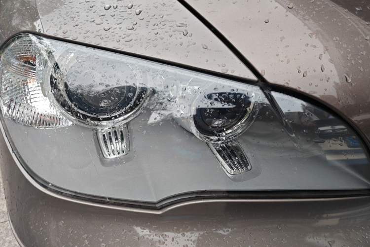 Used BMW X5 2011 xDrive35i Leading Model Right Front Headlight