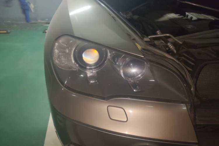 Used BMW X5 2011 xDrive35i Leading Model Right Front Headlight