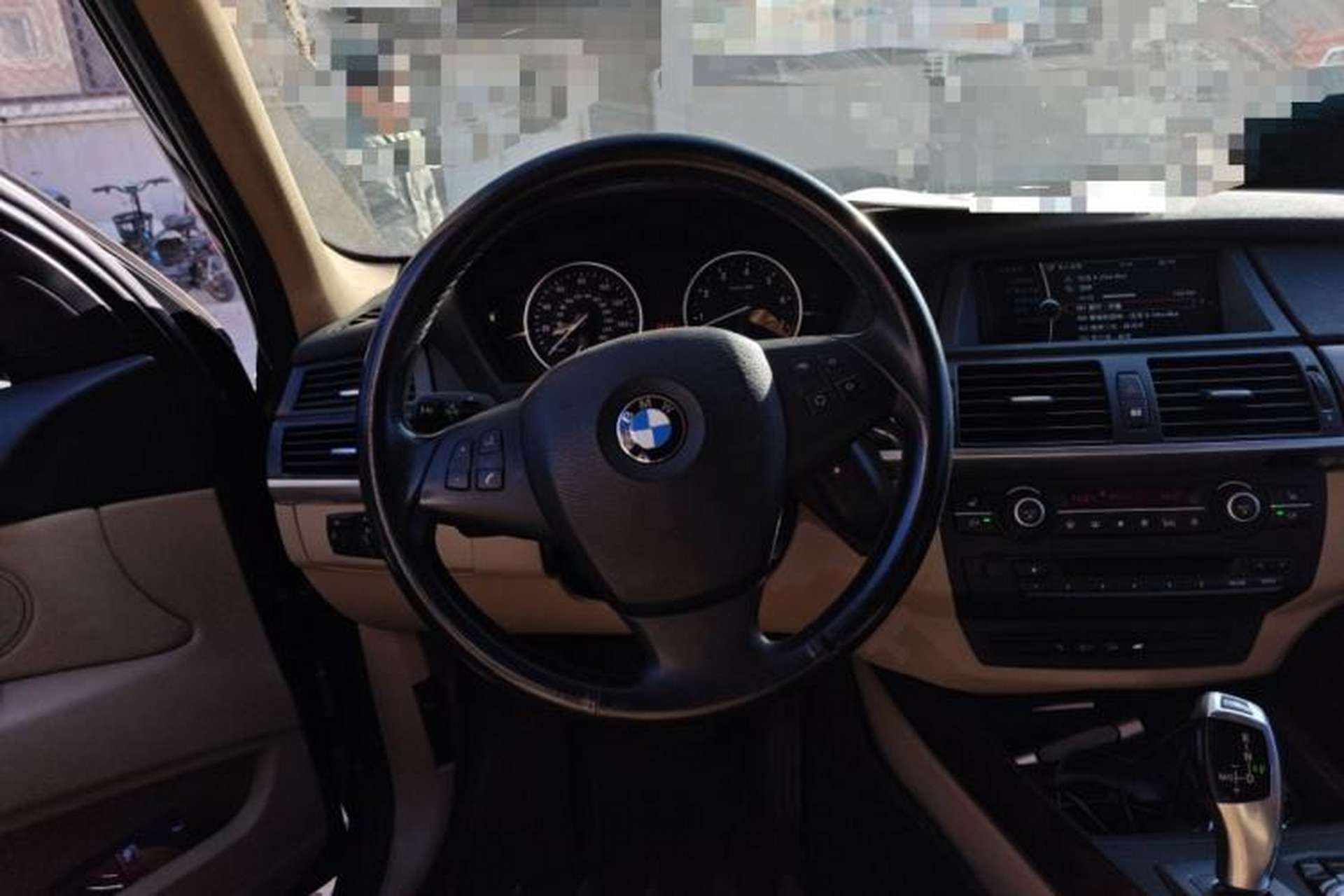 Used BMW X5 2011 xDrive35i Leading Model Steering Wheel
