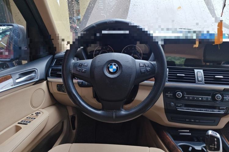 Used BMW X5 2011 xDrive35i Leading Model Steering Wheel