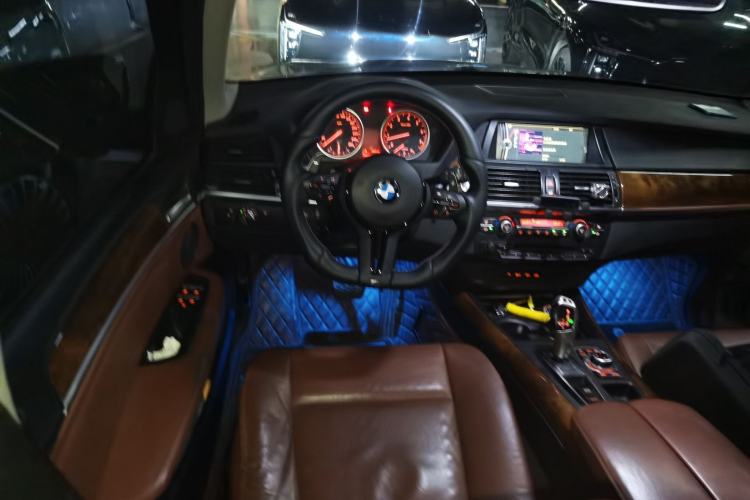 Used BMW X5 2011 xDrive35i Leading Model Steering Wheel