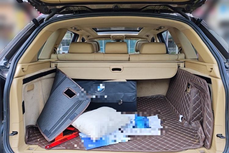 Used BMW X5 2011 xDrive35i Leading Model Trunk
