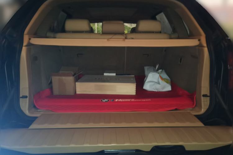 Used BMW X5 2011 xDrive35i Leading Model Trunk