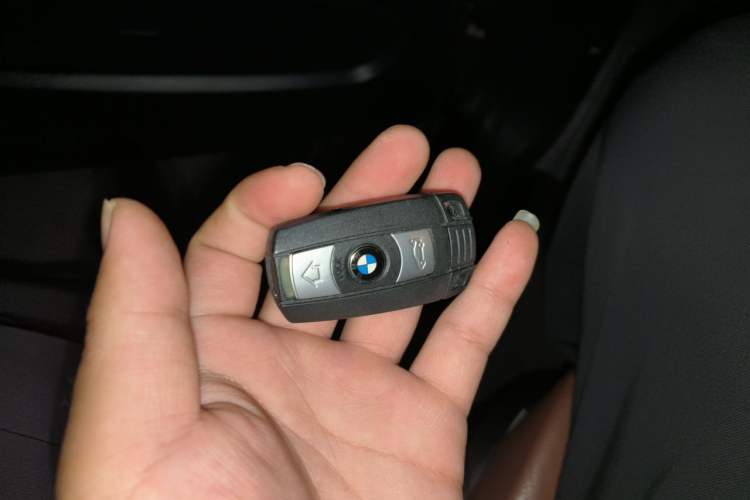Used BMW X5 2011 xDrive35i Leading Model Vehicle Key