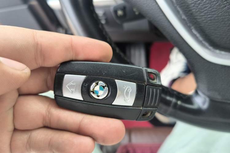 Used BMW X5 2011 xDrive35i Luxury Model Vehicle Key