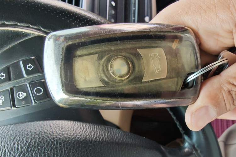 Used BMW X5 2011 xDrive35i Luxury Edition Vehicle Key