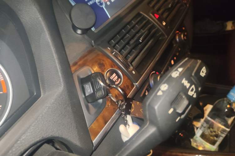 Used BMW X5 2011 xDrive35i Leading Model Vehicle Key