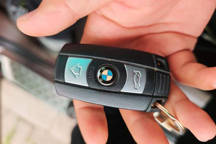 Used BMW X5 2011 xDrive35i Luxury Model Vehicle Key