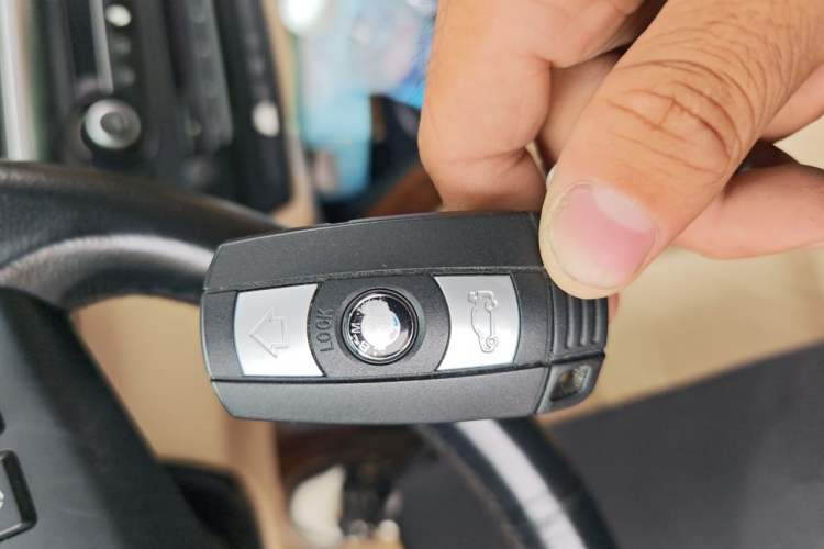 Used BMW X5 2011 xDrive35i Leading Model Vehicle Key