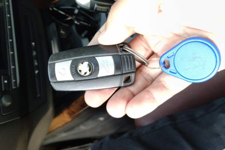 Used BMW X5 2011 xDrive35i Leading Model Vehicle Key