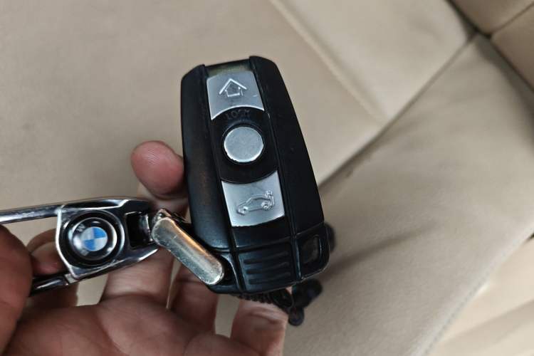 Used BMW X5 2011 xDrive35i Leading Model Vehicle Key