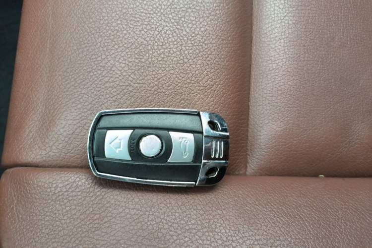 Used BMW X5 2011 xDrive35i Luxury Model Vehicle Key