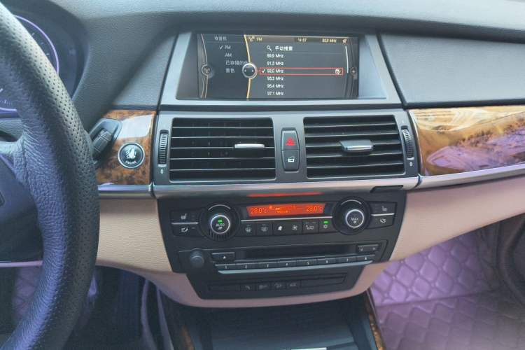 Used BMW X5 2011 xDrive35i Leading Model Audio And AC Panel