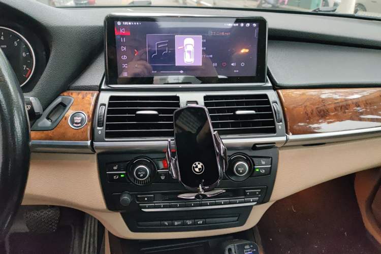 Used BMW X5 2011 xDrive35i Luxury Model Audio And AC Panel