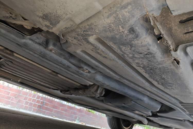 Used BMW X5 2011 xDrive35i U.S. specification Chassis Front Left