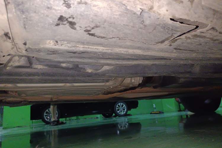 Used BMW X5 2011 xDrive35i Leading Model Chassis Front Left