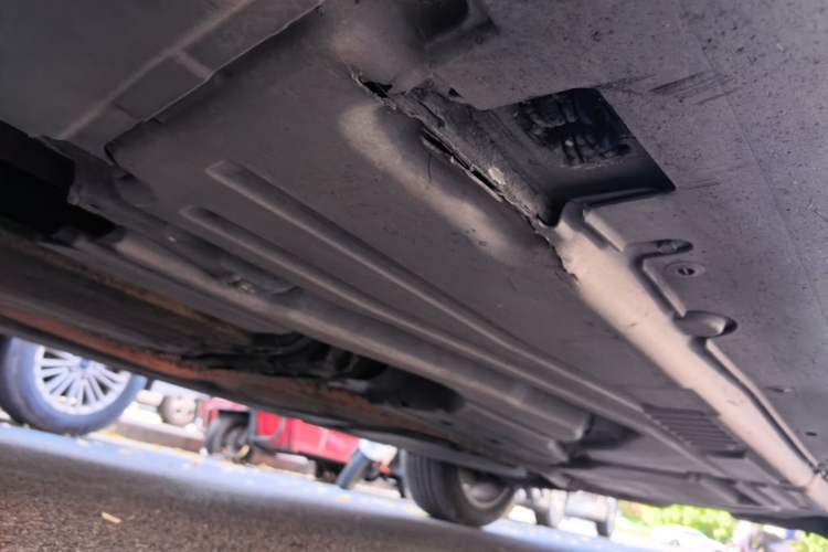 Used BMW X5 2011 xDrive35i U.S. specification Chassis Front Left