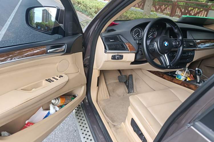 Used BMW X5 2011 xDrive35i Luxury Model Driver Seat