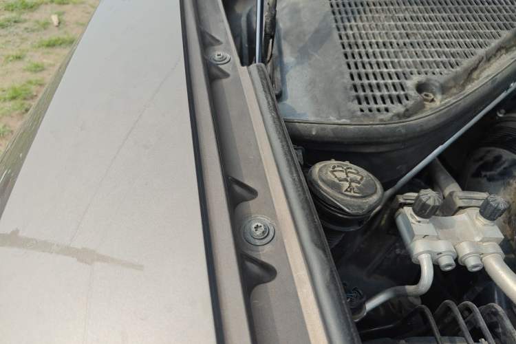 Used BMW X5 2011 xDrive35i Leading Model Engine Bay Right