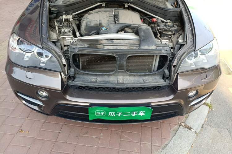 Used BMW X5 2011 xDrive35i Luxury Model Engine Bay