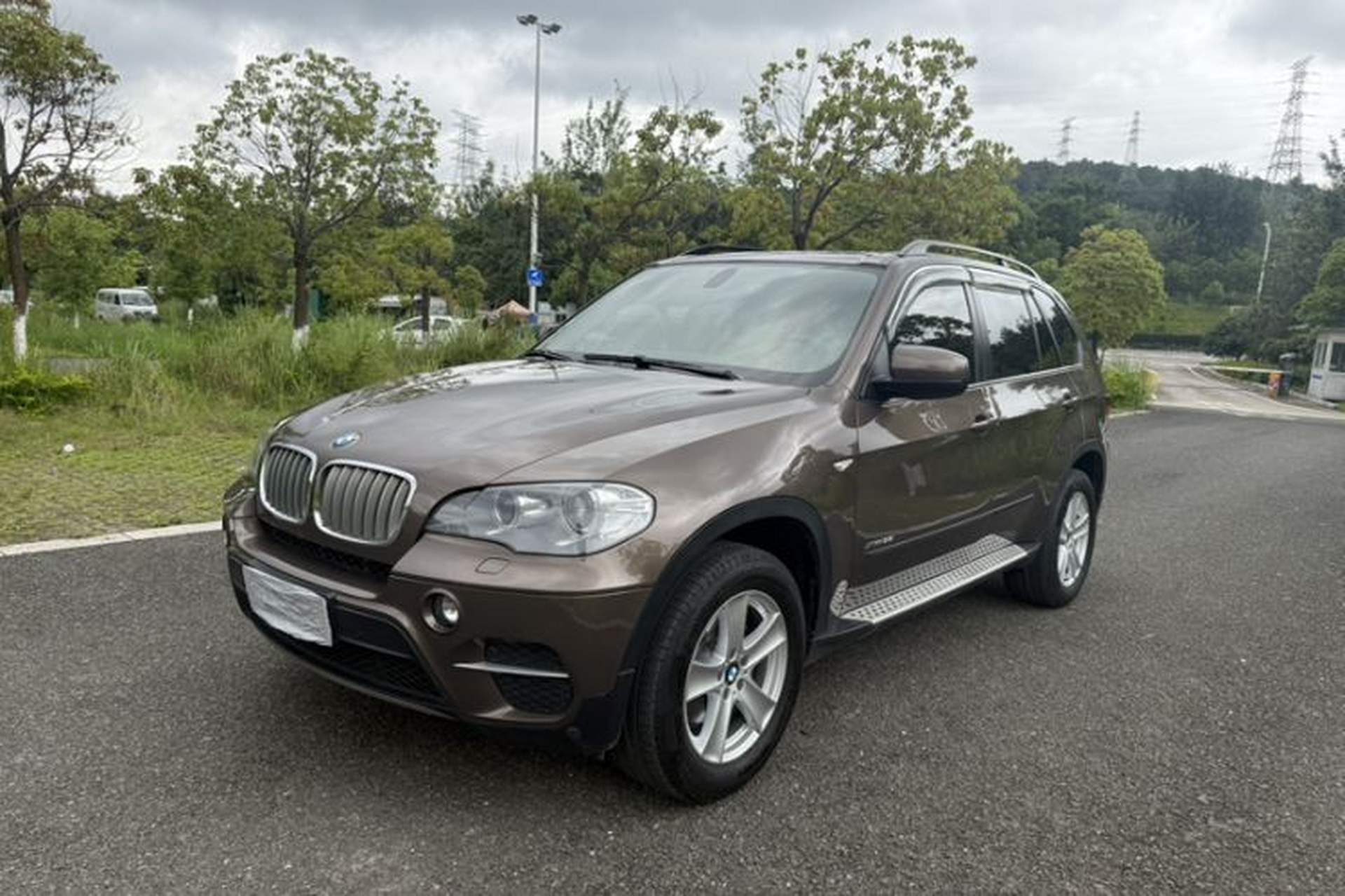 Used BMW X5 2011 xDrive35i Leading Model Exterior 1