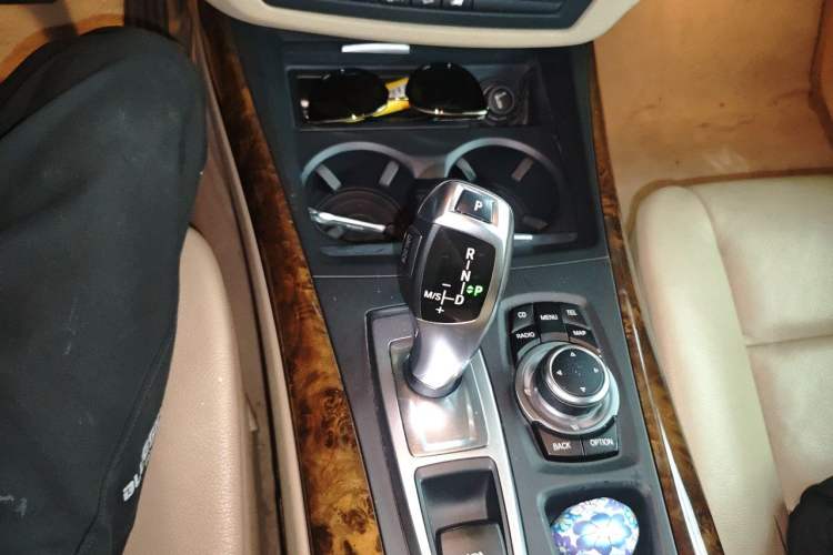 Used BMW X5 2011 xDrive35i Luxury Edition Gear Lever
