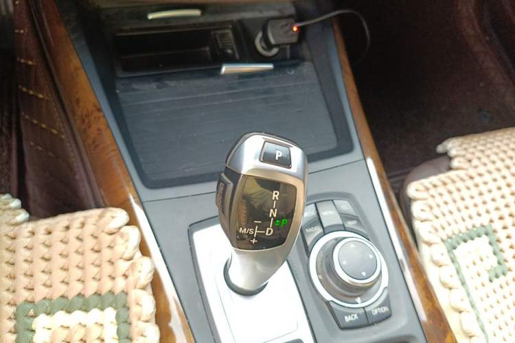 Used BMW X5 2011 xDrive35i Luxury Model Gear Lever