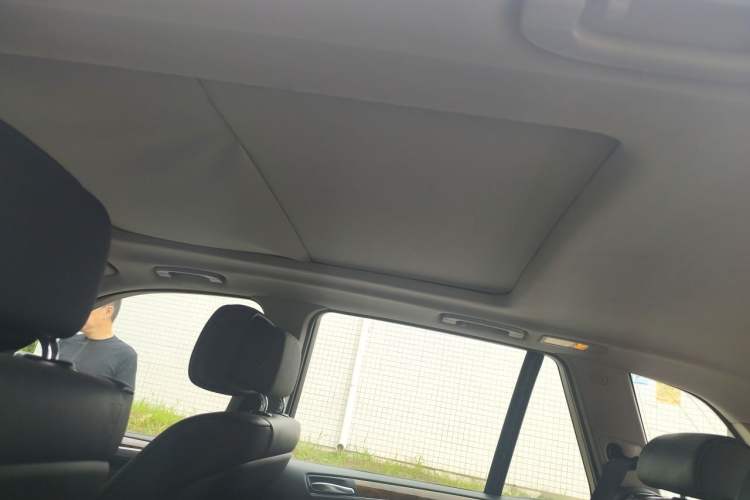 Used BMW X5 2011 xDrive35i Leading Model Headliner