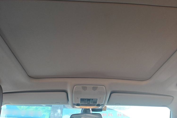 Used BMW X5 2011 xDrive35i Luxury Model Headliner
