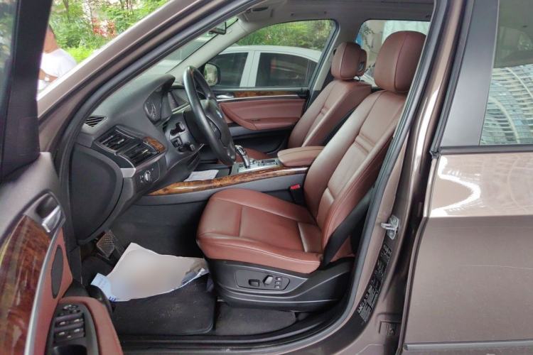Used BMW X5 2011 xDrive35i Leading Model Left Front Seat