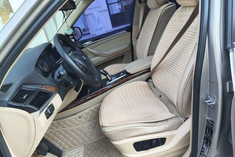 Used BMW X5 2011 xDrive35i Leading Model Left Front Seat