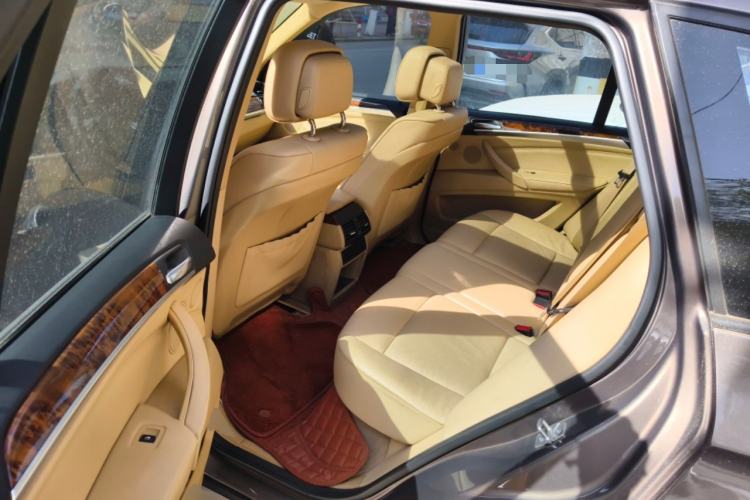 Used BMW X5 2011 xDrive35i Leading Model Left Rear Seat