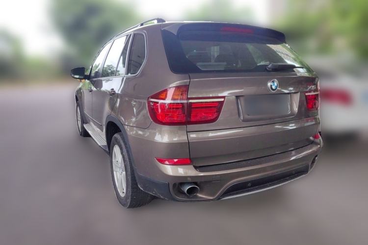 Used BMW X5 2011 xDrive35i Leading Model Rear Left 45 Deg
